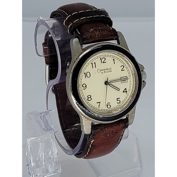 Vintage Caravelle 40B73 Mens Classic Silver Analog Quartz Watch - Picture 3 of 9